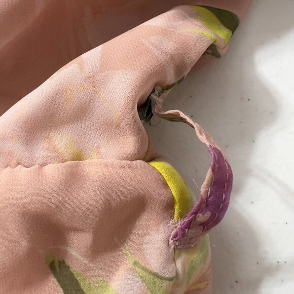 GUESS Darla Romper Summer Dreams Vapor Rose Floral Pink Size M - Picture 10 of 11